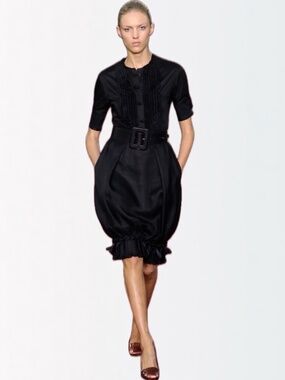 Yves Saint Laurent Rive Gauche YSL $1180 Runway Spanish Silk Bubble Skirt 36 4-6